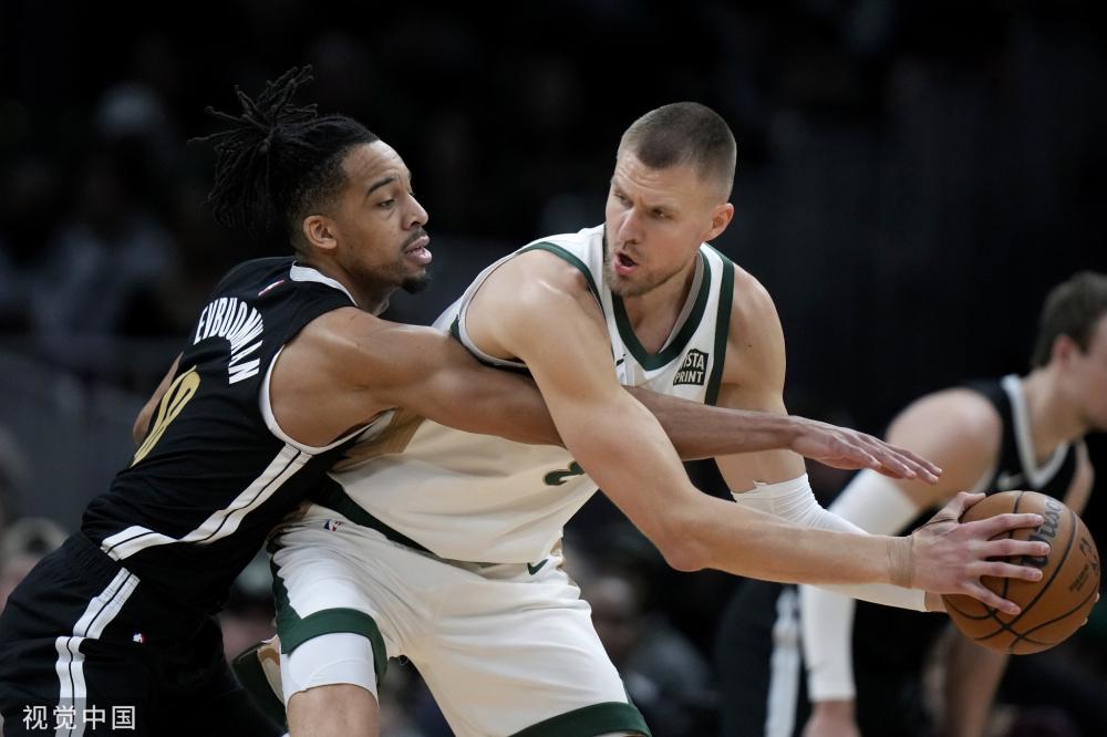 参与其中的 参与其中的