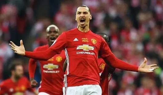 他在场上的 他在场上的